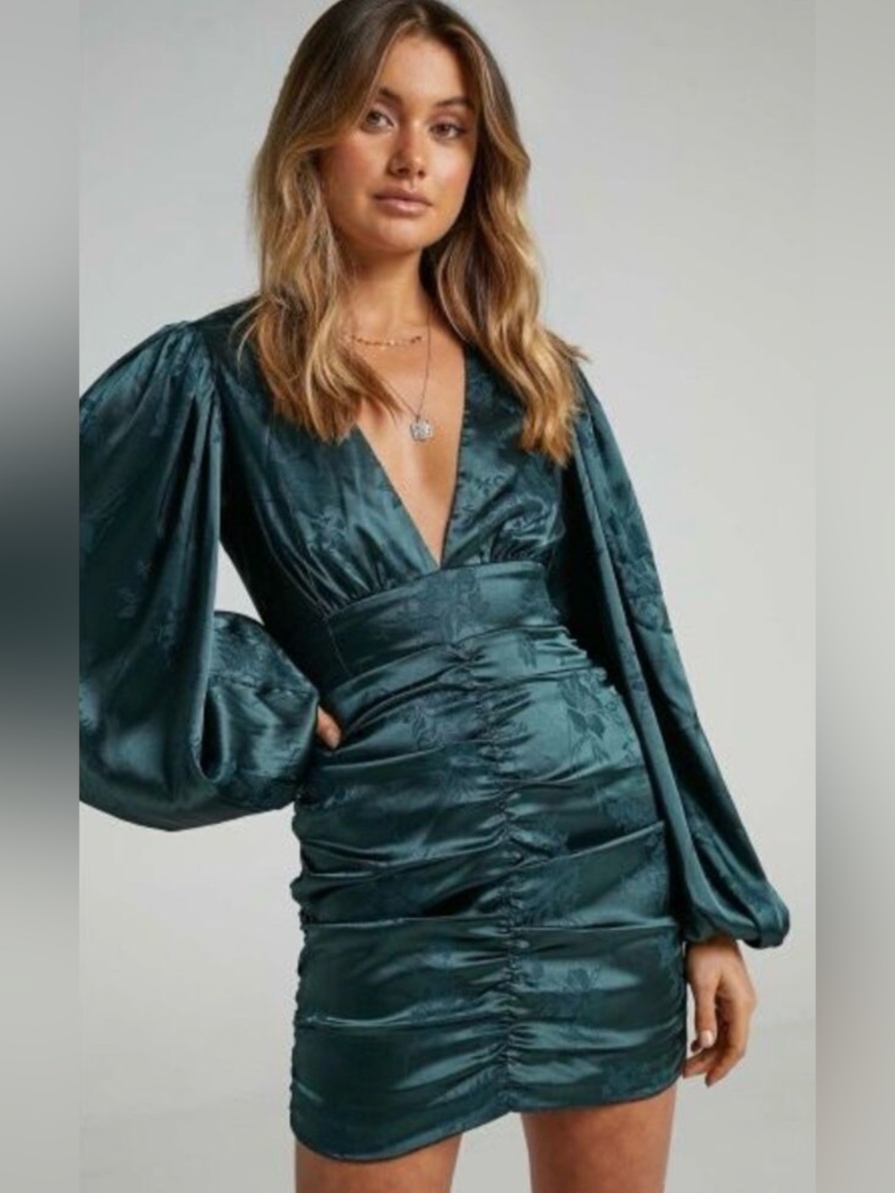 Showpo Emerald Richmond Long Sleeve Ruched Holiday Floral Mini Dress size 4